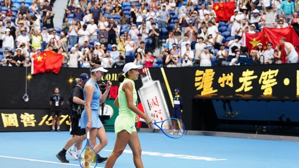 澳网决赛史诗级逆转！莱巴金娜3年卧薪尝胆，她如何击碎心魔夺第二冠？