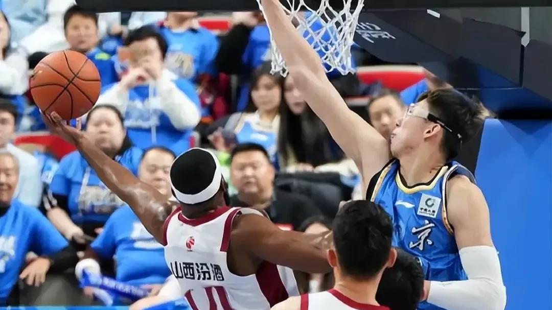 首钢又输球，周琦曾凡博伤情更新，许利民想赢宁波难了