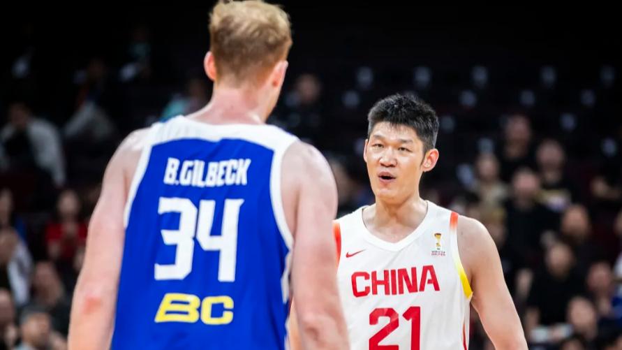 亚洲邓肯两节0分差点被省队归化打爆 郭士强必须改变他的使用方式