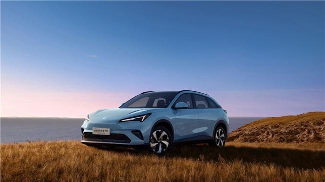 家用SUV终极推荐｜深蓝S05与极狐T5 实测收官指南