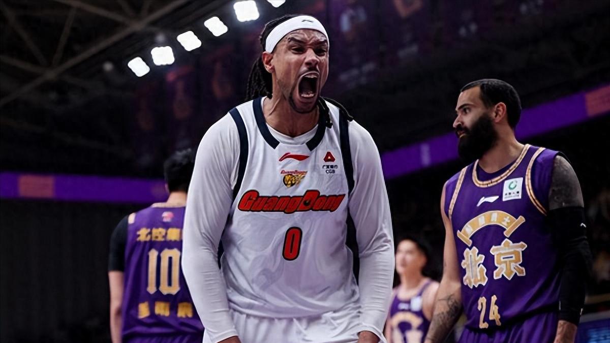 萨姆纳一锤定音，没徐师傅坐镇广东队很艰难！