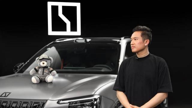 从法拉利到极氪8x曜影：为什么懂车的顶级玩家，下一台车都选了它？