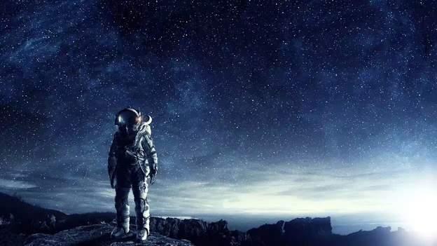 大疆与影石之争，揭开“创新者的新窘境”：我花钱研发，你花钱挖人