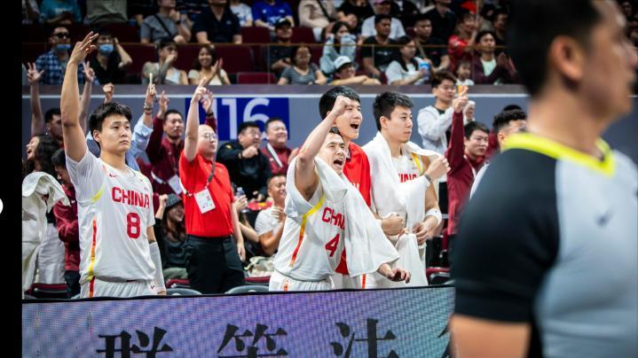 逆转省队豪取二连胜，我们不止有汤神还有库里，继伟赛后正式表态