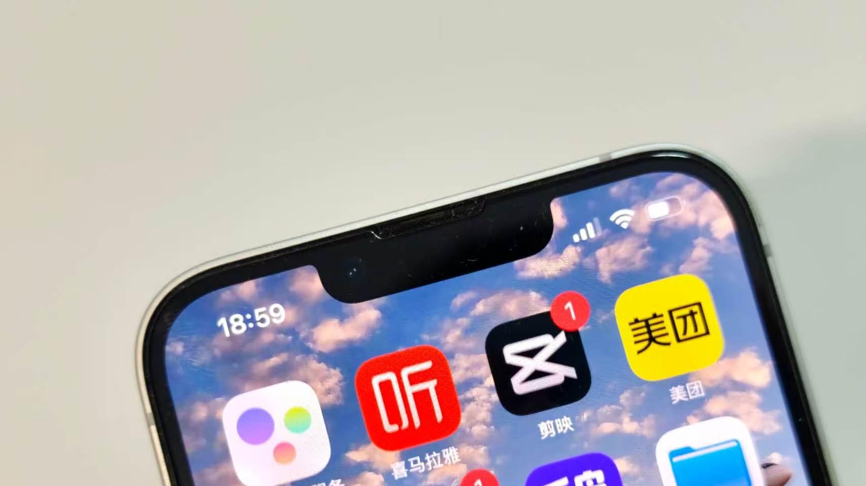 iPhone 17E 一周使用报告：入门 iPhone 到底值不值得买？