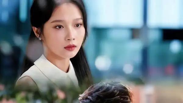 《吻陷》甜虐反转炸场与宿命拉扯（短剧）