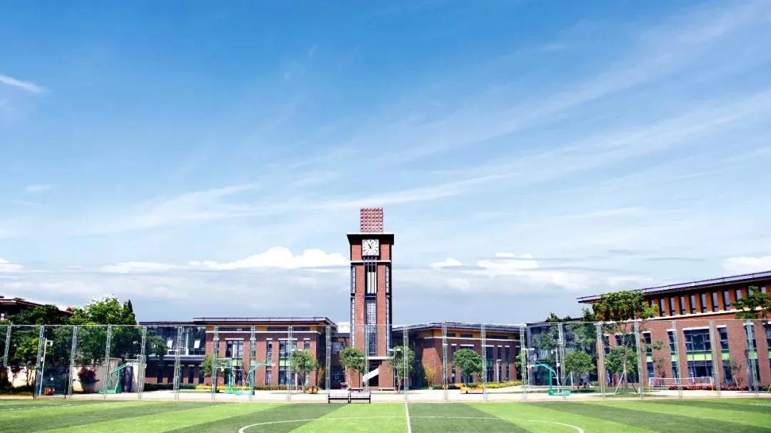 陌生人突如其来的温暖，总会在某一刻觉得人间值得