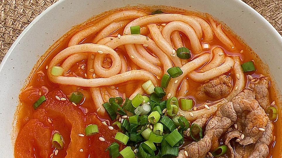 一周七顿都不腻！番茄肥牛乌冬面的幸福魔法