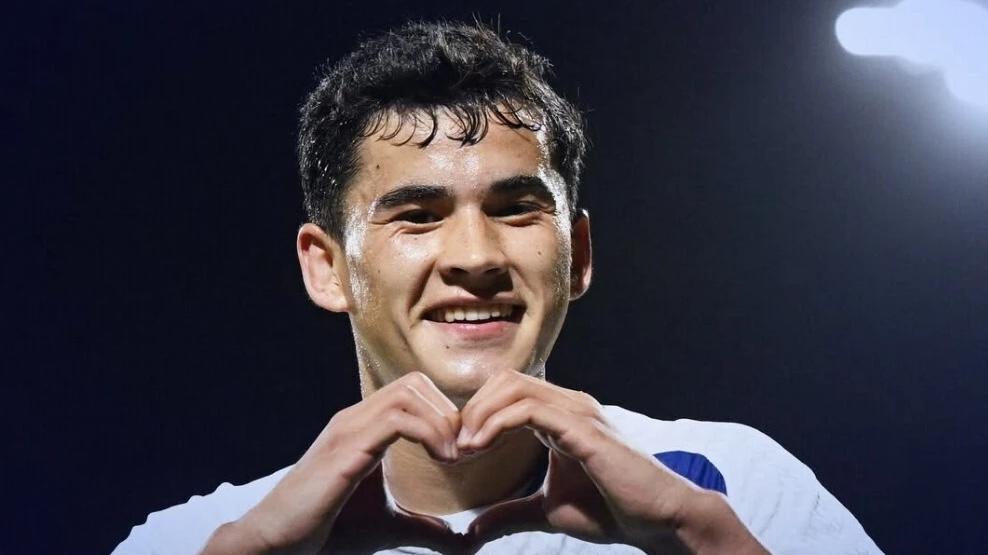 2-0到2-2！中国男足痛失好局，2球领先遭绝平，邵佳一带队3场不败