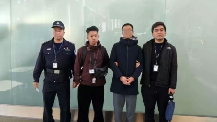 米哈游被黑客偷家，多款角色被提前曝光，警方已经抓到泄露人员