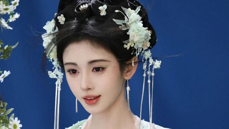 好家伙！鞠婧祎新剧开播就被一星刷屏，观众的差评理由出奇一致！