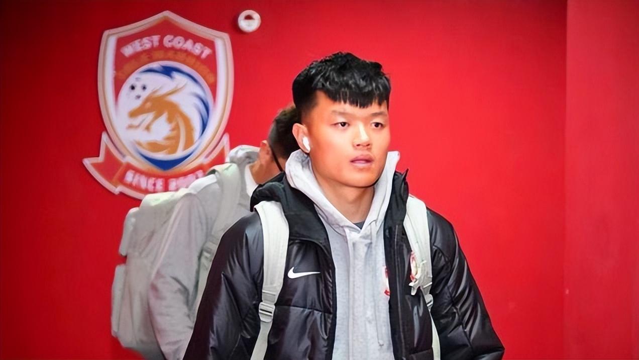 杨希1200万加盟海港，刷新本土转会纪录