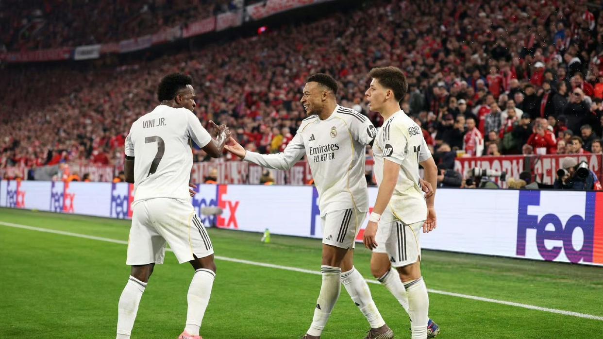 拜仁6-4皇马！皇马欧冠梦碎安联，姆巴佩的“欧冠魔咒”何时能破？