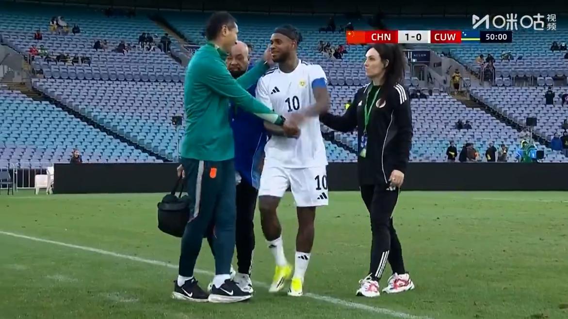 没白夸！国足2-0击败“荷兰二队”：急了，世界杯参赛队频频上手