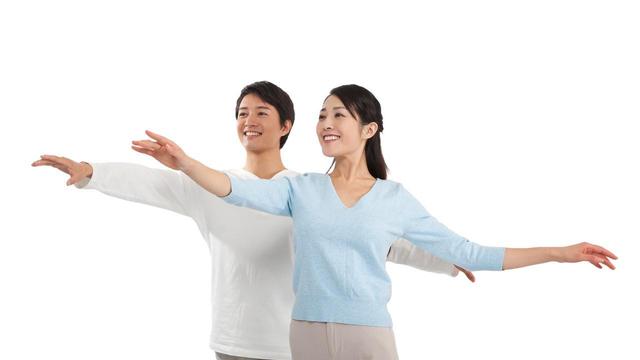 一世夫妻，一生朋友