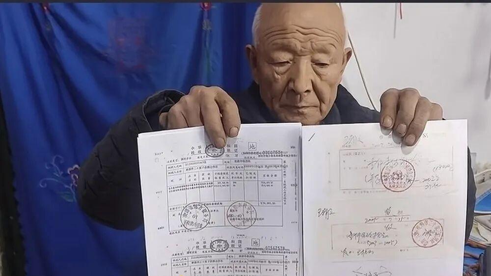 工作了18年半，不发工资，只打欠条：人已过7旬，何不据实尽快解决？