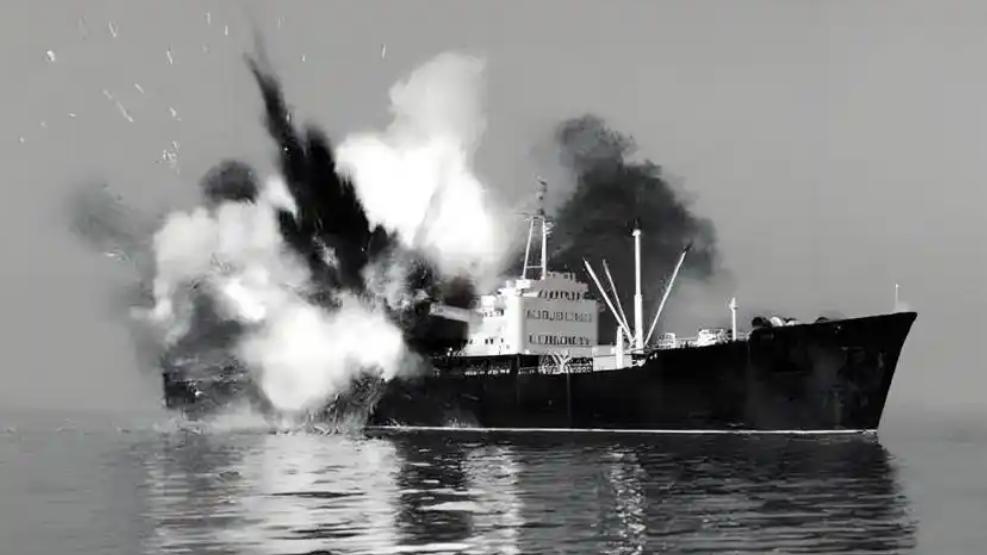 日本满载40吨黄金船只被击沉，多年后中国打捞，却见怪事？