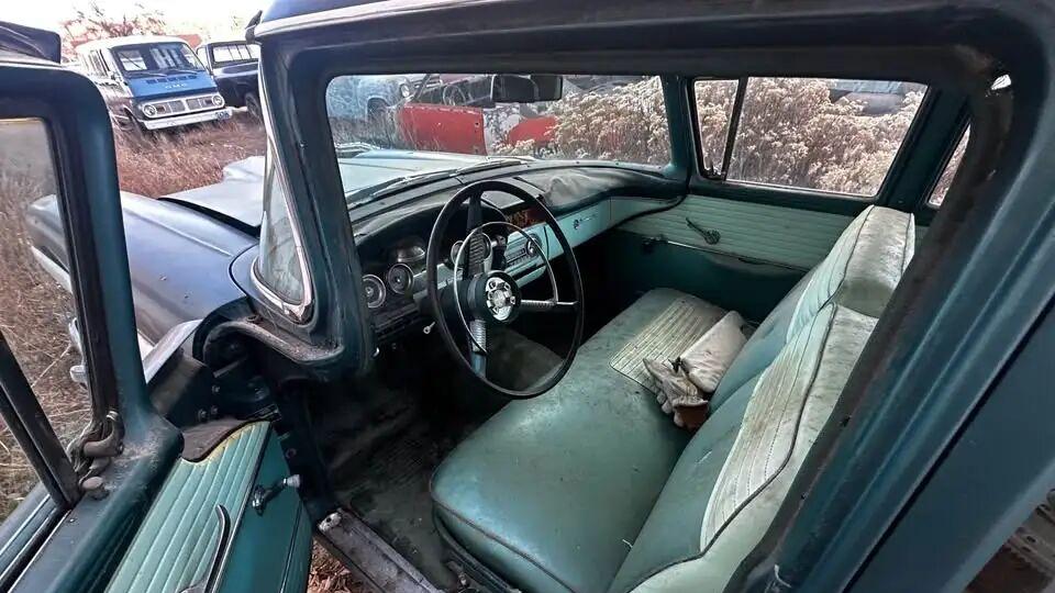 谷仓发现！汽车史上著名“失败之作”——1958 Edsel Bermuda的传奇身世