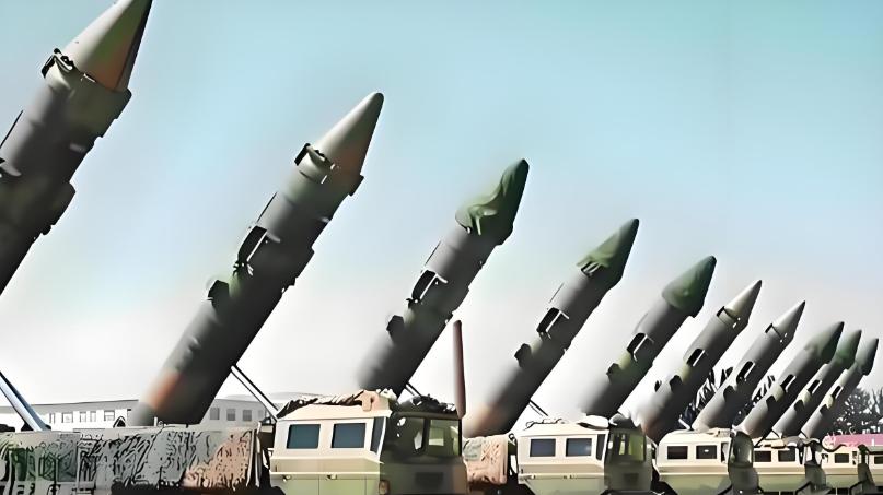 美国曾兵推：2000枚东风导弹饱和打击下，美日战机不会有升空机会