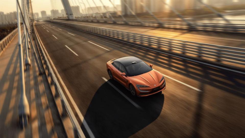 时间的掌控力—— 论仰望U7 2026款如何重塑精英出行的时间观