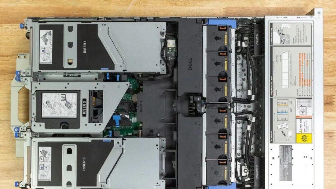 戴尔PowerEdge R770：模块化设计重塑数据中心未来，全面拥抱AI时代