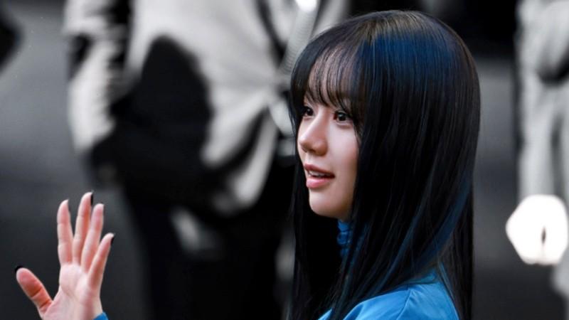 巴黎时装周红毯，让我看到了短剧女星的“人间丑态”