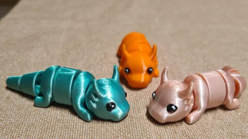 3D打印毛毛虫玩具手板模型-齐乐手板