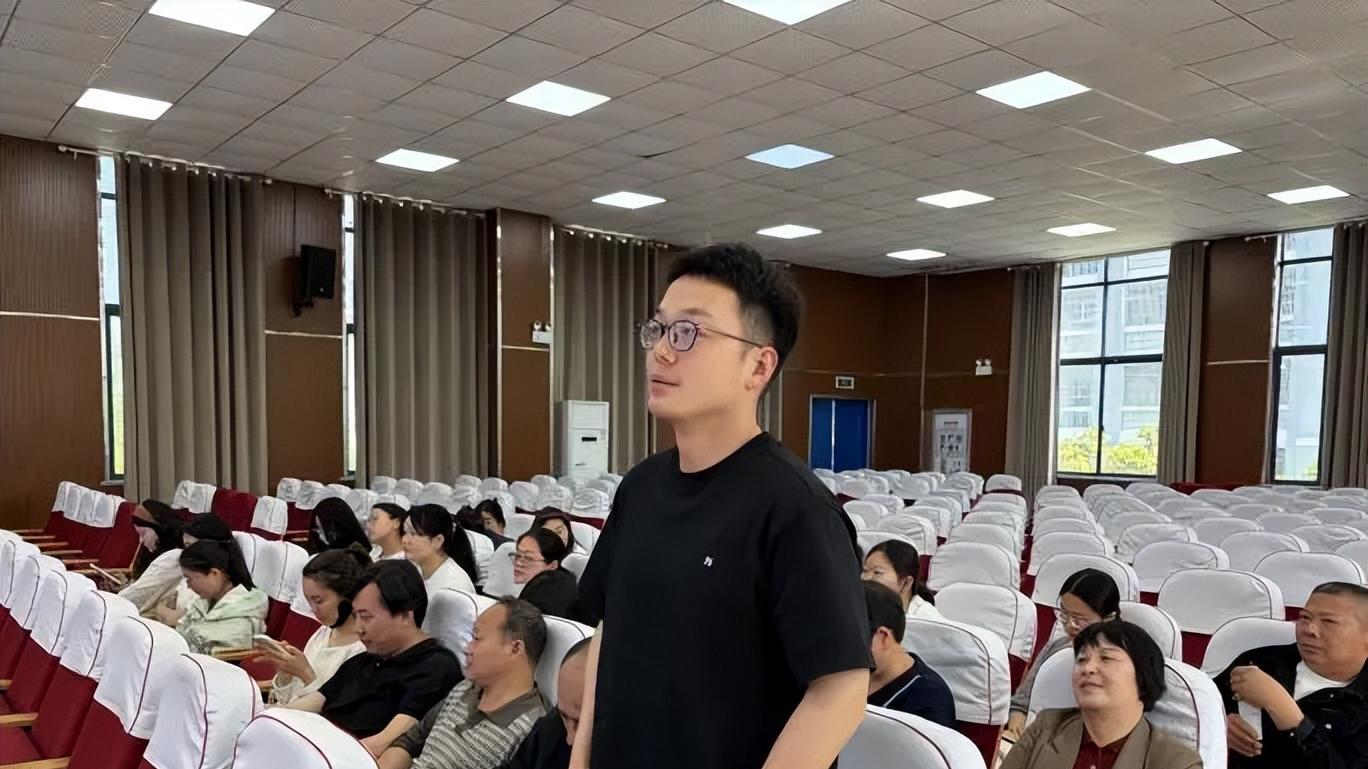 阜南县第十一小学开展教育叙事主题分享活动