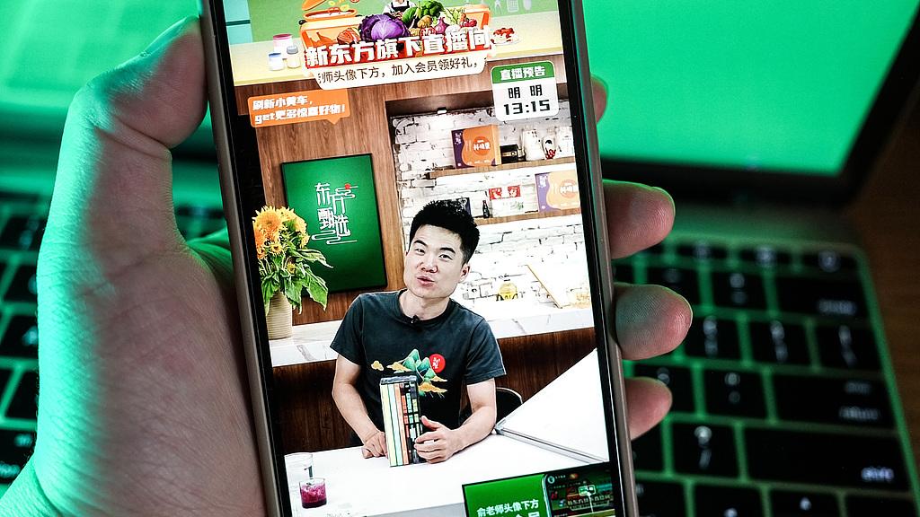 董宇辉该学胖东来