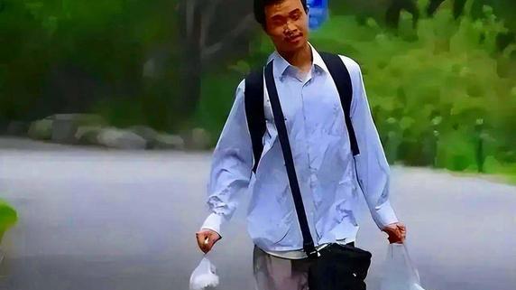 两届IMO满分、丘赛全科制霸、34岁北大长聘：韦东奕拿奖，评论区没人敢喷