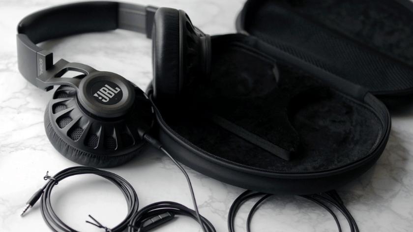 头戴式耳机哪个牌子的好用？十大旗舰头戴式耳机排行榜推荐