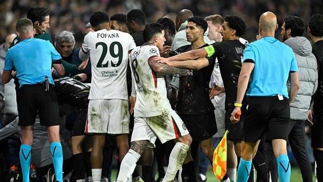 欧冠1/8决赛首回合英超6队不胜，5场大比分，1队已近乎铁定晋级