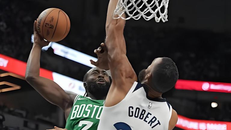 浴火重生！逆袭的25岁板凳！