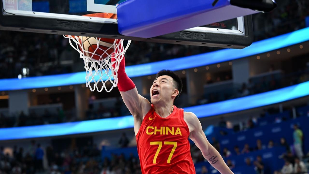 男篮14人名单官宣，赵继伟与徐杰竞争胜出！