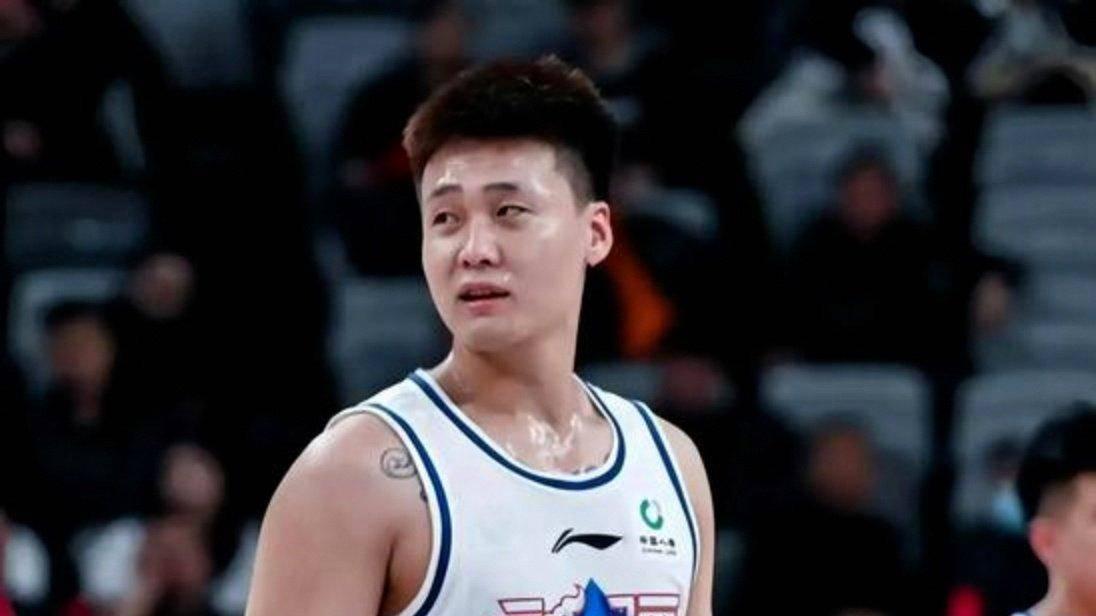 赵睿处罚终于来到，禁赛三场罚款五万，不当言论险惹下大祸