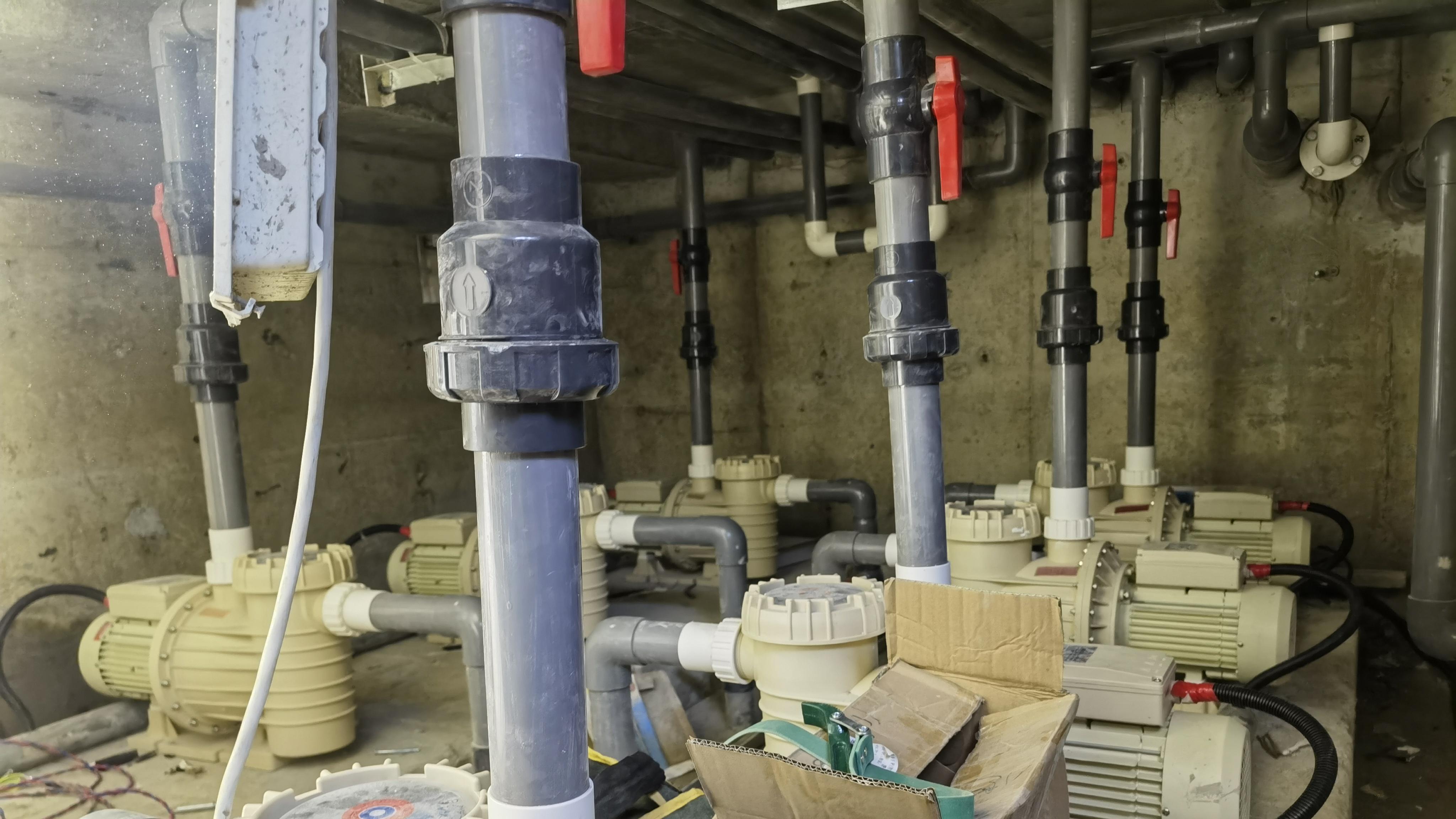 泳池设备越修越坏？这三个坑，我见客户踩过