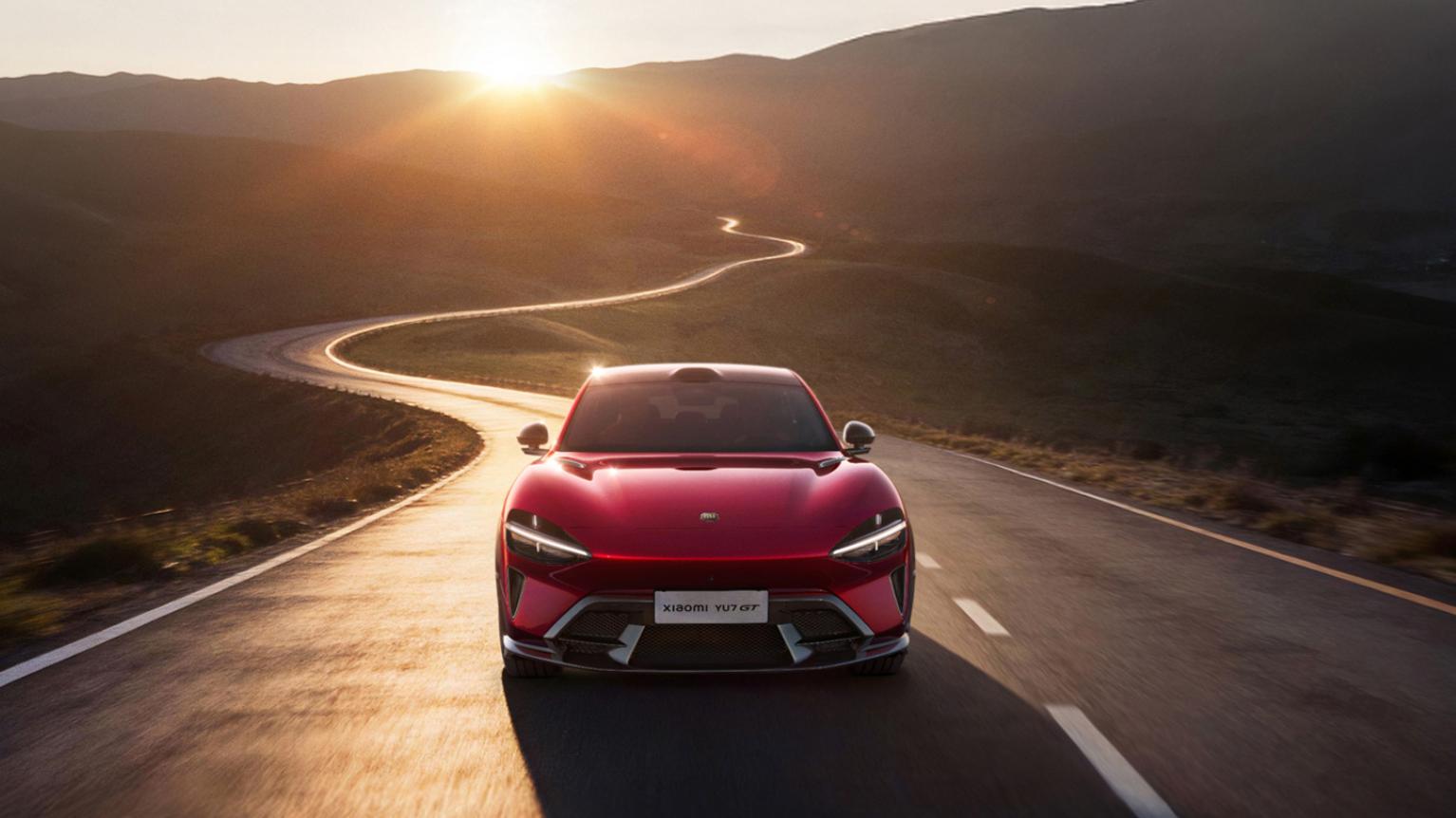 小米YU7家族重磅进化：标准版23.35万，YU7 GT 38.99万起