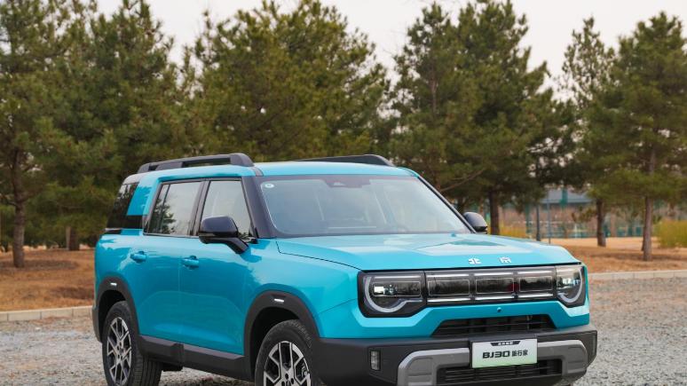 “旅行家”的底气，藏在215mm离地间隙里