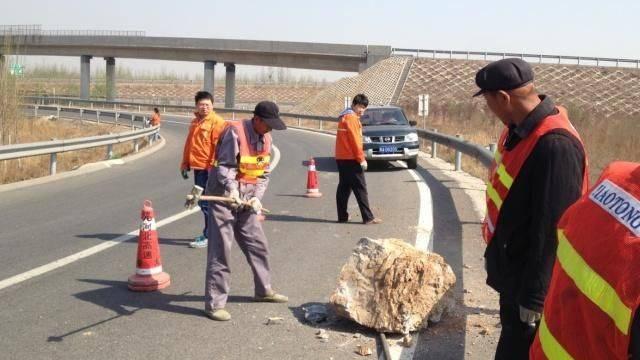 学会这些行车技巧，老司机见了你都得佩服。