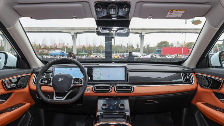 限时6.99万起，依旧提供7座，捷途X70还能征服年轻家用车市场？