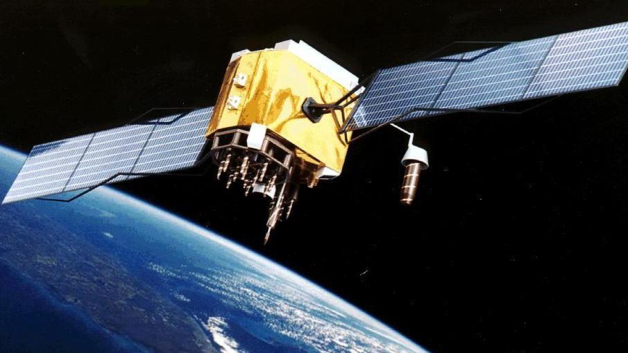 天呐！4400 颗星链卫星悄然降轨，中国航天如何应对这场博弈？