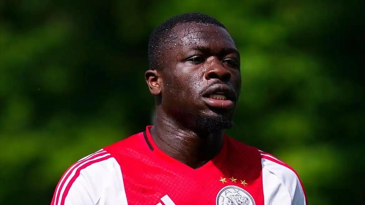 拜仁寻枪：24岁荷兰锋霸布罗贝，下一站慕尼黑？