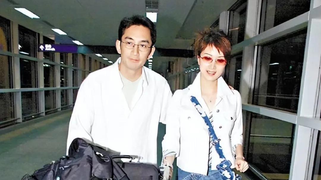 孙怡为董子健新电影做宣传，算内娱分开后，最体面的一对吗？