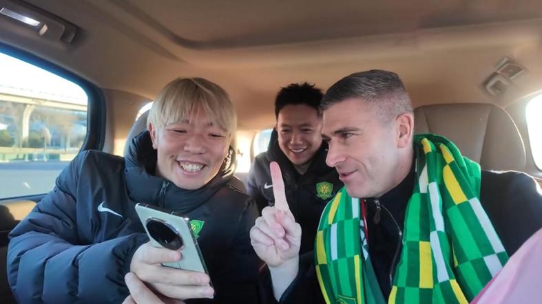 国安续约王刚打替补，续约36岁老将令人看不懂，鲤鱼再踢1年，新外援在哪呢？