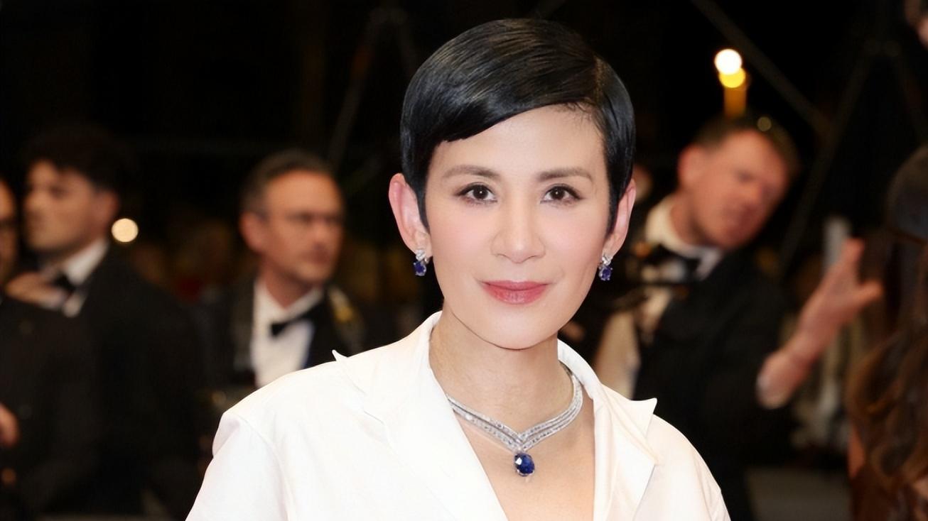网传邓为要成为“常驻”录制《花少8》