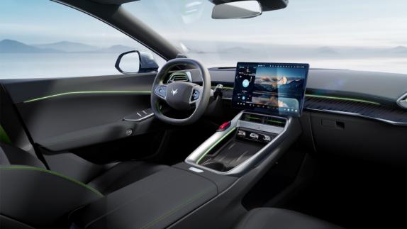 极狐新阿尔法S5搭载LOWE膜+PVB天幕，防晒隔热直面毒辣阳光