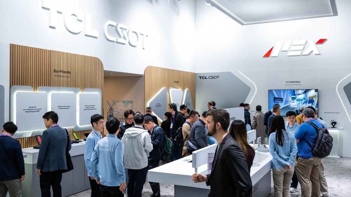 MWC2026：TCL华星超级像素+印刷OLED双技术领跑AI终端显示