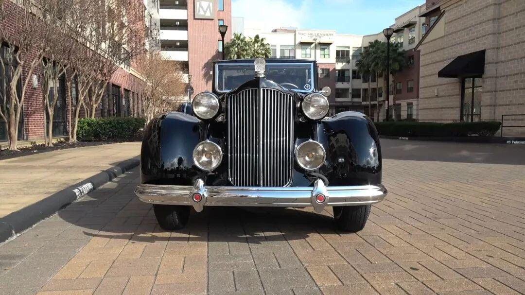 218年匠造孤品！加拿大威士忌大亨的1938帕卡德，藏着一个时代的奢华落幕