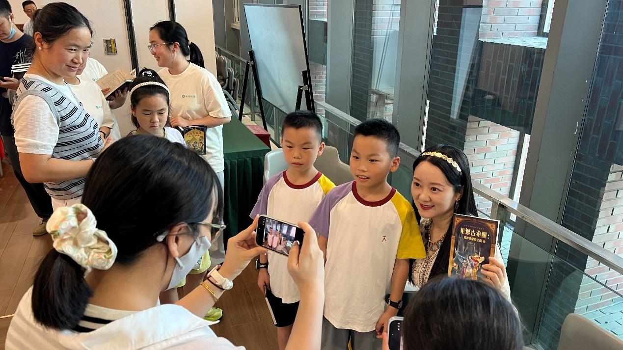 不一样的古文明之旅——杨紫汐“世界古文明科幻推理系列”新书分享会成功举办