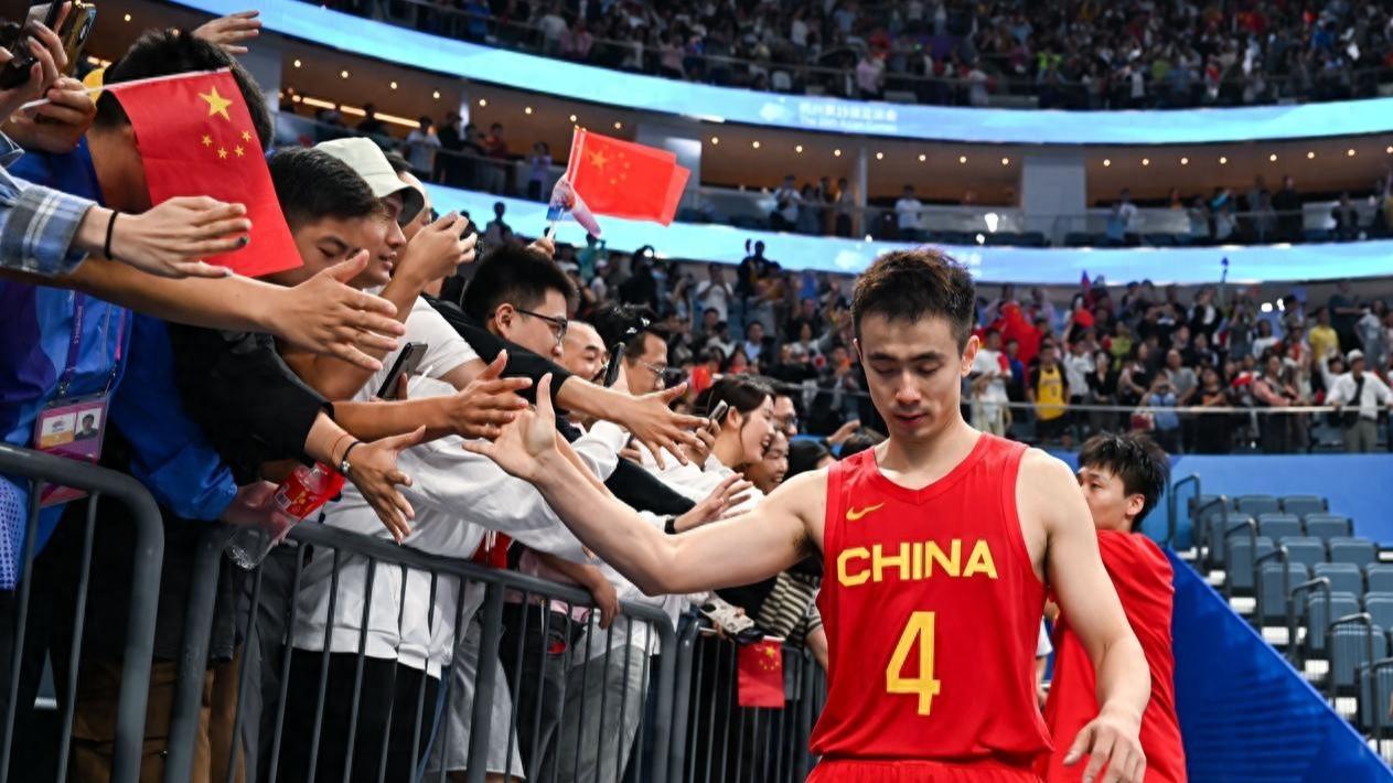 恭喜赵继伟和徐杰入选新一届集训阵容！他俩谁能代表中国打日本？